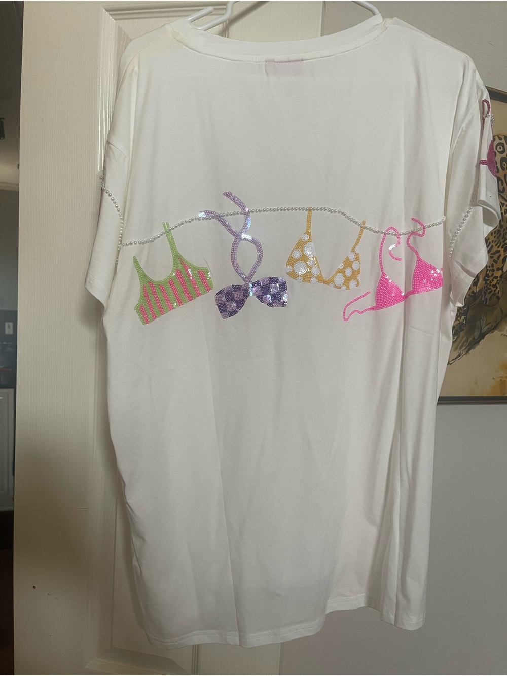 QUEEN OF SPARKLES White Short Sleeve Tee with Colorful Bikini Graphic - Picture 2 of 2